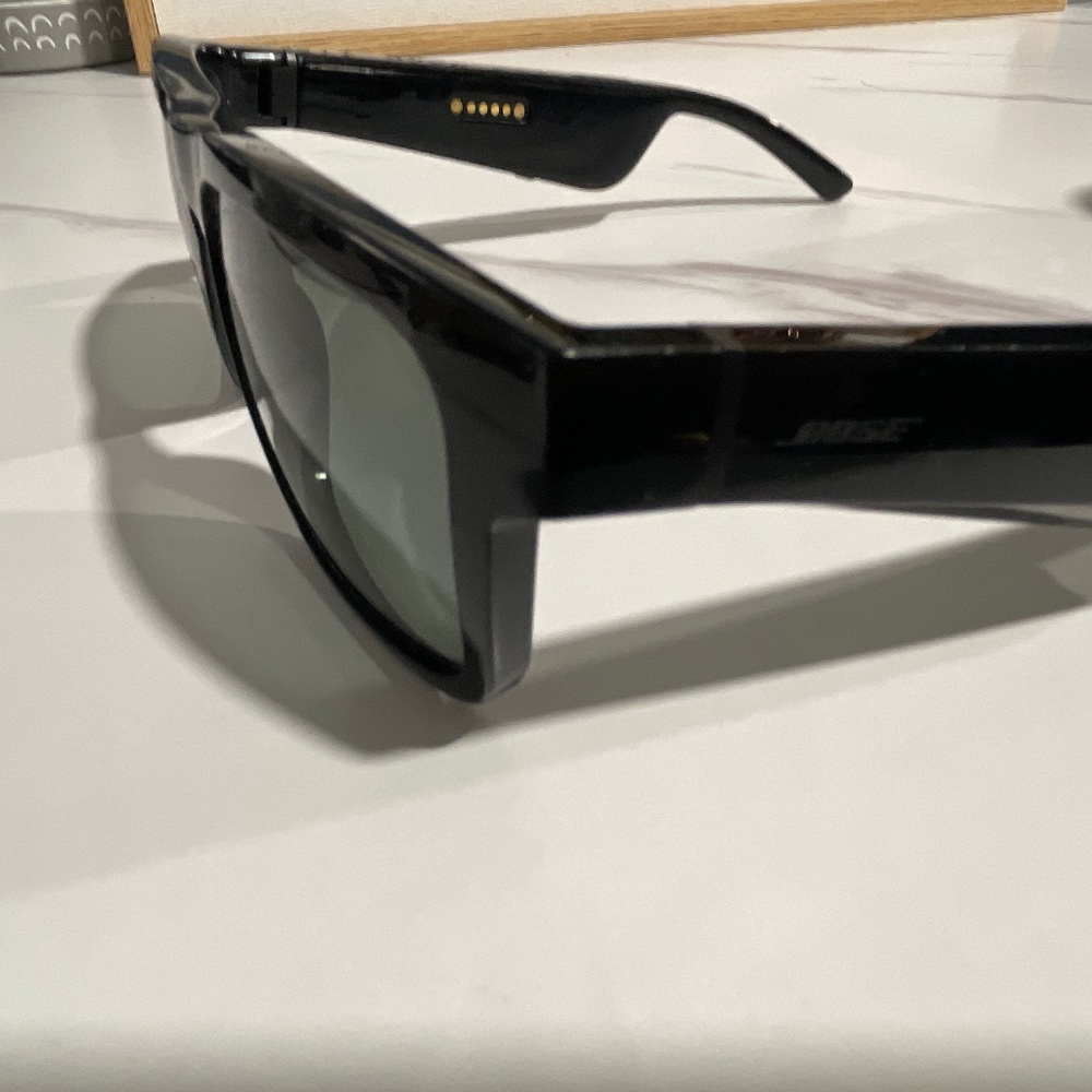 Bose speaker sunglasses
